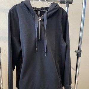Athleta Cozy Karma Quarter Zip Hoodie L in Black - GUC (111)